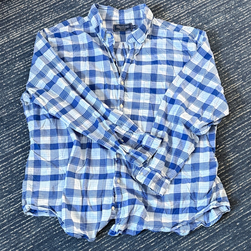 Vineyard Vines Men’s Blue and White Plaid Button Down Shirt